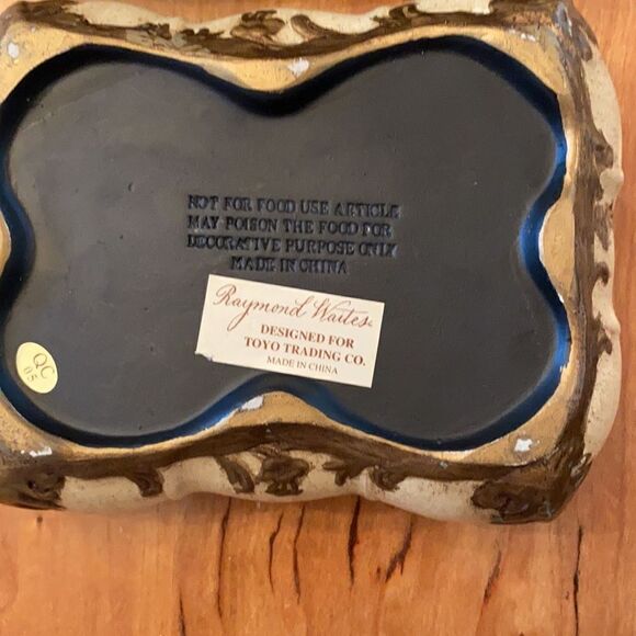 Raymond Waites ceramic box. - Picture 3 of 4